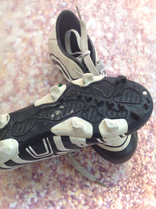 Dream Pairs Gray & Black Cleats Size 1