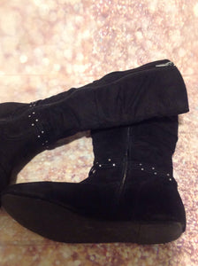 Arizona Black & Silver Boots Size 4