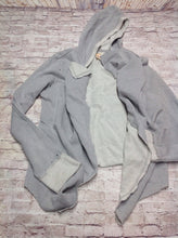 Arizona Gray & Silver Top