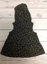 Art Class GREEN & BLACK Top