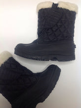 Athletech Black & White YG Footwear Snowboots