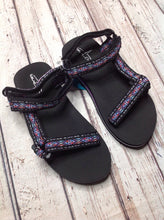 BLUE FIN Black & Purple Sandals
