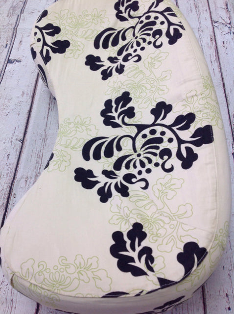 Balboa baby nursing pillow outlet