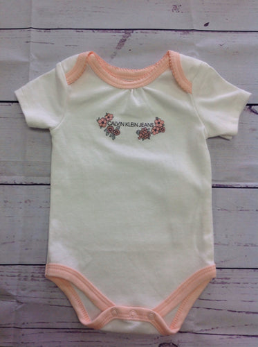 CALVIN KLEIN Cream & Peach Top