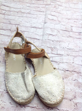 Carters BEIGE & CREAM Roller Skates
