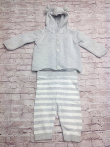 Cat & Jack Grey & White 2 PC Outfit