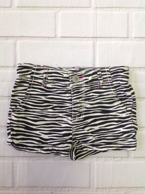 Cherokee Black & White Shorts
