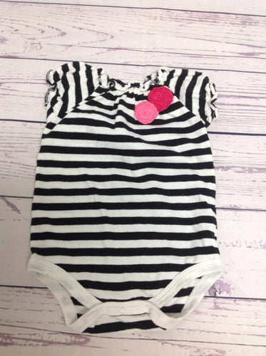 Circo Black & White Top