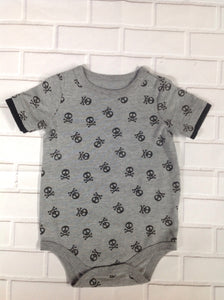 Circo Gray Top