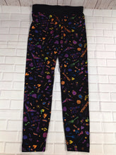 D. SIGNED Black Print Leggings