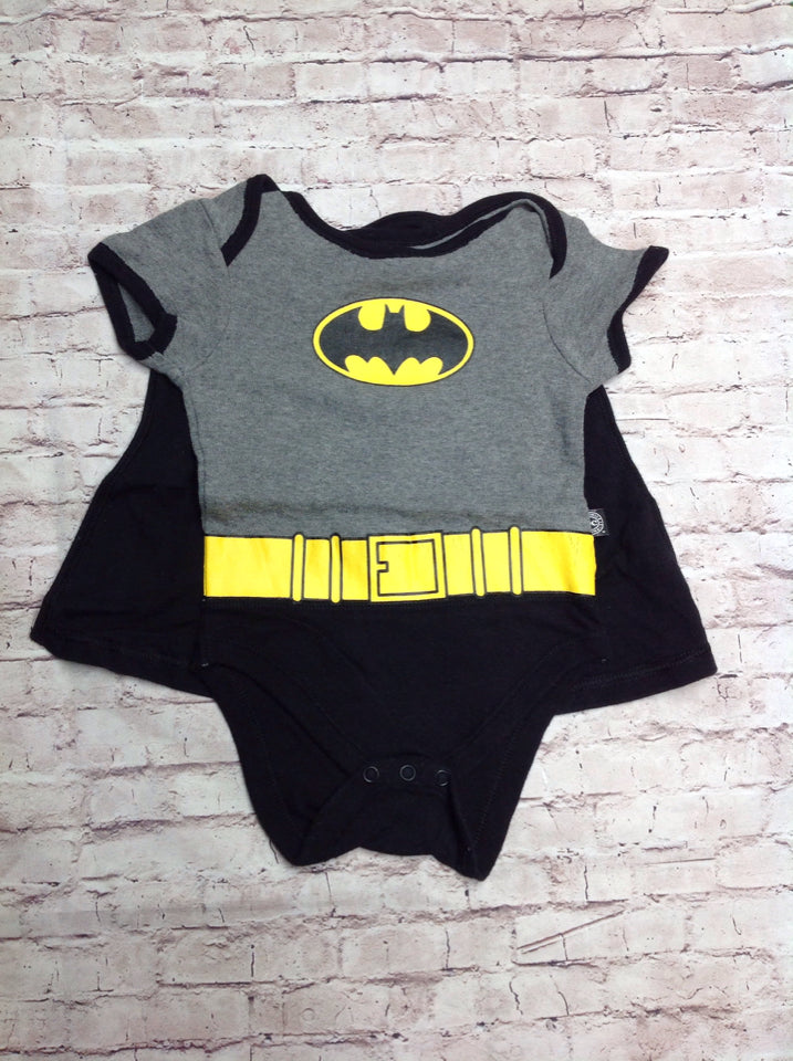 DC Comics Gray Top