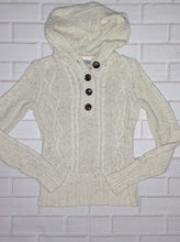 DELIAS BEIGE & BLUE Sweater