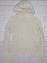 DELIAS BEIGE & BLUE Sweater