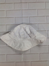 EYELET Hat