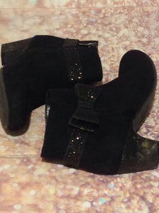 FLOWERS Black Sparkles Boots Size 3