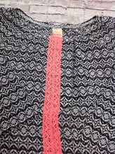 Faded Glory Black & White Top