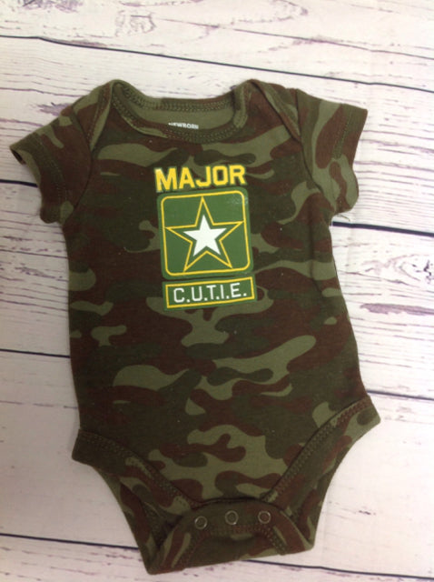 Faded Glory Green CAMO Top