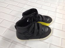 Gap Black Sneakers