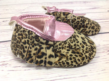 KENSIE GIRL Brown & Pink Slippers