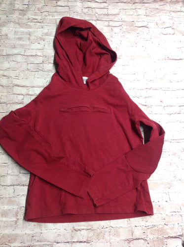 Lee Red Top