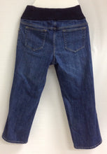 Liz Lange Denim Capri