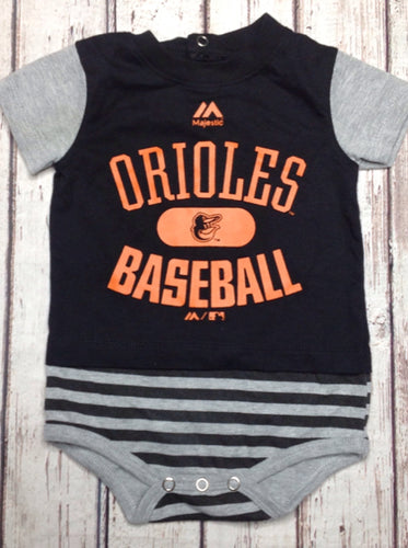 MAJESTIC Black & Gray Top