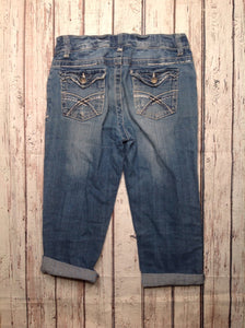 Mudd Denim Capris