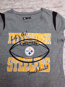 NFL TEAM APPAREL GRAY PRINT Top