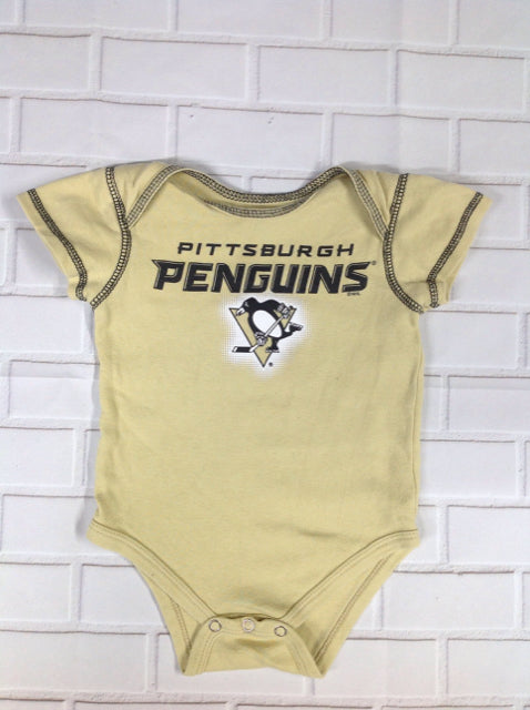 NHL Cream Top