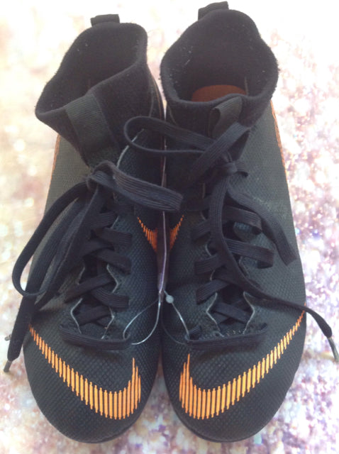 Nike Black & Orange Cleats SIZE 3