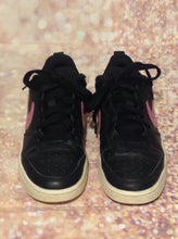 Nike Black & Pink Sneakers Size