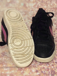 Nike Black & Pink Sneakers Size