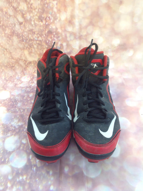Nike Black & Red Cleats Size 6
