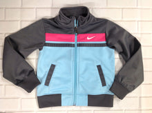 Nike Gray & Pink 2 Piece Set