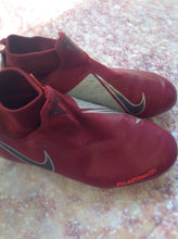 Nike Red Print Cleats Size 5