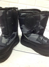 No Brand Black & Gray Snowboots