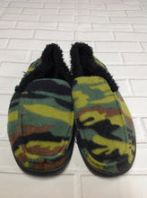 No Brand Camo Slippers