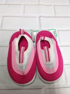 No Brand Pink & White Swimshoes