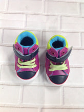 *No Brand Purple Print Sneakers