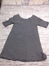 Old Navy Black & White Top
