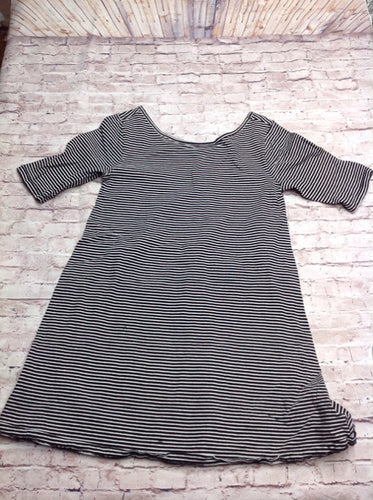 Old Navy Black & White Top