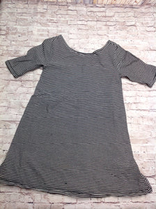 Old Navy Black & White Top