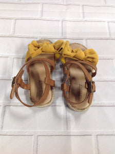 Old Navy Brown & Yellow Sandals
