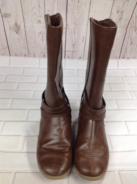 Old Navy Brown Boots – Tomorrow's Child Resale - Main Image