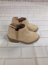 Old Navy Tan Boots