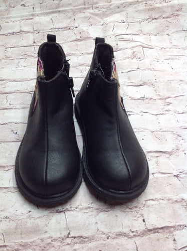 Oshkosh Black & Pink Boots