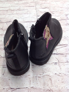 Oshkosh Black & Pink Boots