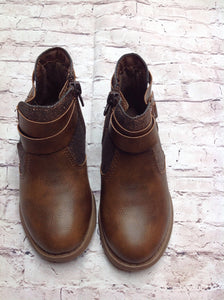 Oshkosh Brown Boots
