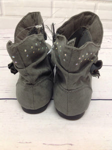 PIPER Gray Boots