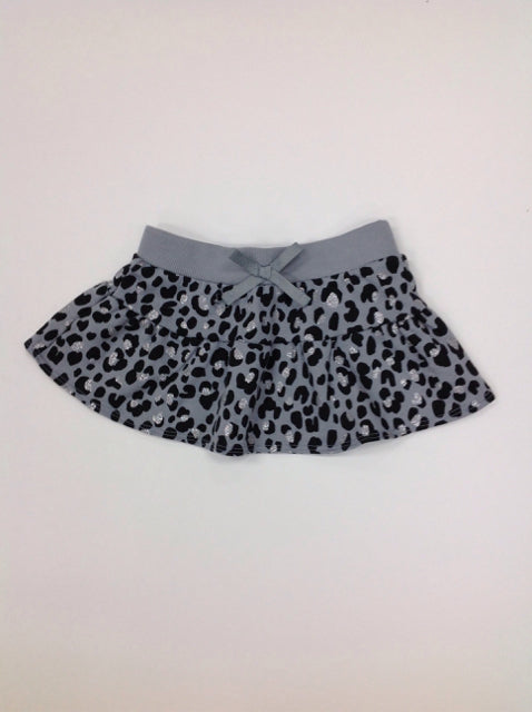 THE PLACE Gray Skorts